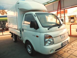 2012 HYUNDAI H100 BAKKIE H100 / BAKKIE H100 2.5 TCi  A/C F/C D/S