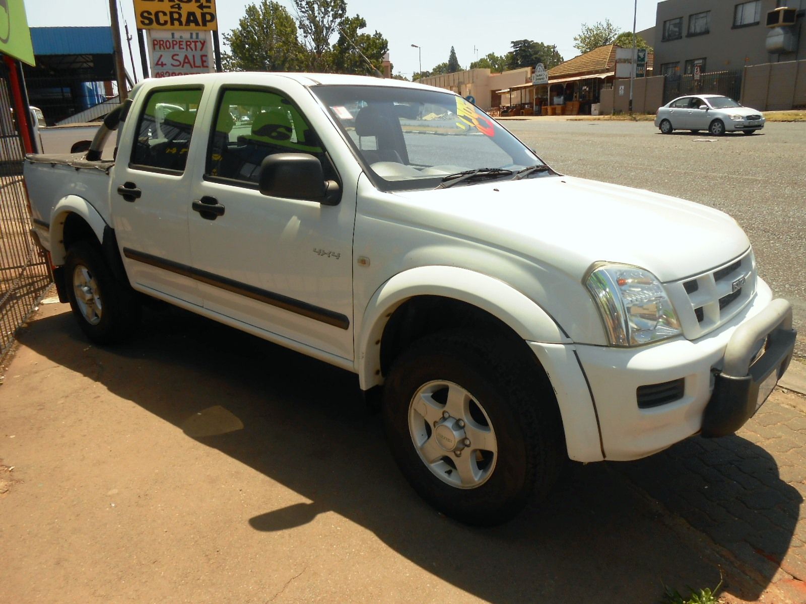 ISUZU KB 2004 2019 KB 240i LE 4X4 P U D C For Sale In Roodepoort 