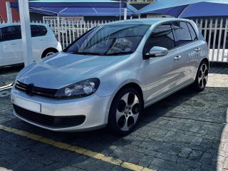 2010 VOLKSWAGEN GOLF VI GOLF 4 / 5 / 6/ 7/ 8 GOLF VI 1.6i TRENDLINE