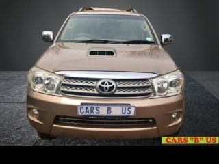 2011 TOYOTA FORTUNER FORTUNER FORTUNER 3.0D-4D R/B A/T