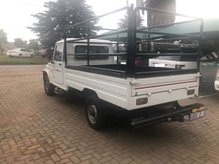 2019 MAHINDRA BOLERO NEF BOLERO BOLERO NEF 4X4 P/U D/C