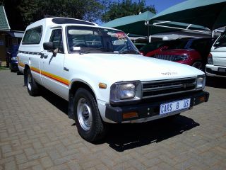 HILUX HILUX 1800 SR (Fl. Shift) P/U S/C