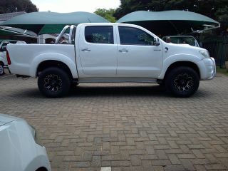 2010 TOYOTA HILUX HILUX 2005 - 2016 HILUX 3.0D-4D RAIDER R/B A/T P/U D/C