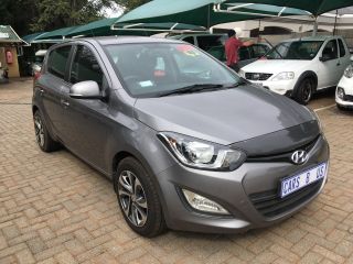 2014 HYUNDAI i20 i10 /  i20 / i30 i20 1.4 FLUID