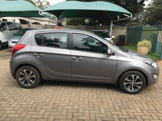 2014 HYUNDAI i20 i10 /  i20 / i30 i20 1.4 FLUID