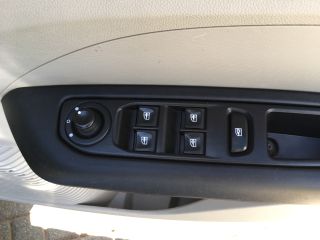 2022 RENAULT TRIBER MY21.5 TRIBER TRIBER 1.0 DYNAMIQUE / ZEN