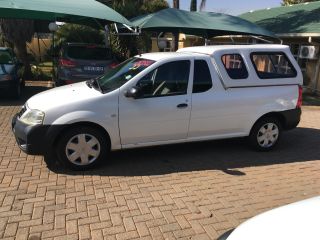 2010 NISSAN NP200 1400/NP200 NP200 1.6  P/U S/C
