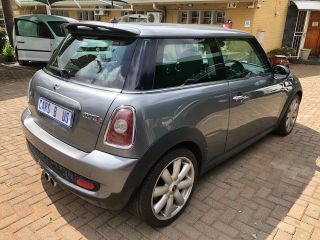 2010 MINI HATCH COOPER COOPER S A/T