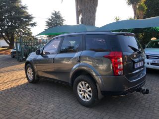 2017 MAHINDRA XUV500 XUV 500 XUV 500 2.2D MHAWK (W8) 7 SEAT