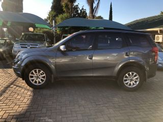 2017 MAHINDRA XUV500 XUV 500 XUV 500 2.2D MHAWK (W8) 7 SEAT