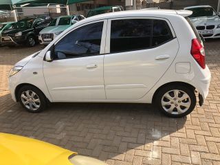 2017 HYUNDAI i10 i10 /  i20 / i30 i10 1.1 GLS/MOTION