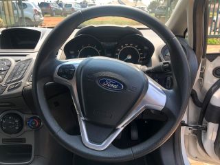 2015 FORD FIESTA FIESTA 1.6i AMBIENTE 5Dr