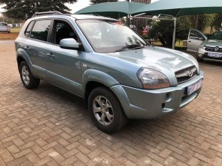 TUCSON TUCSON TUCSON 2.0 GLS